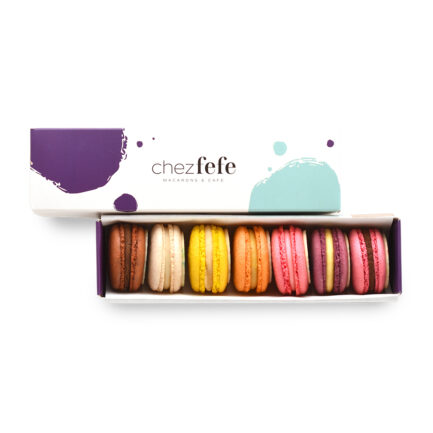 Луксозна кутия Chez Fefe със 7 цветни френски макарона